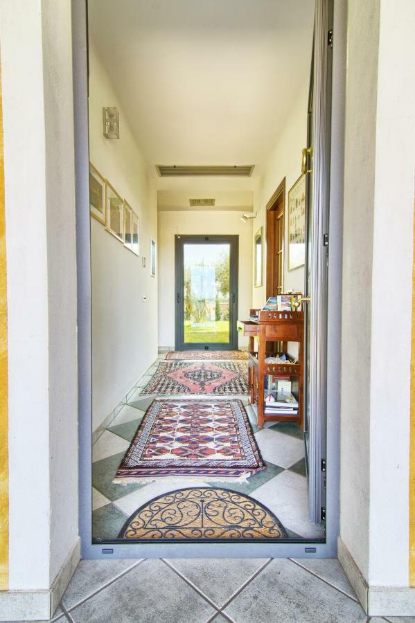 A Villa Ada b&b Arborea Bagian luar foto