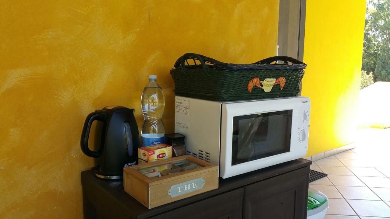 A Villa Ada b&b Arborea Bagian luar foto